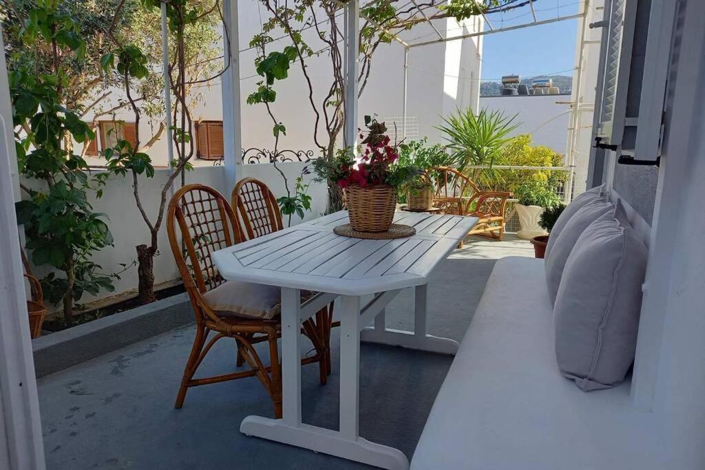 Patmos Little Suites Skála Eksteriør bilde